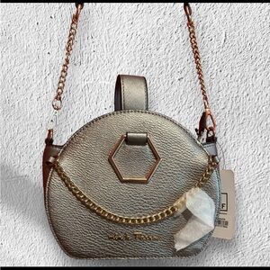 MKF Mia K Farrow Silver Nobella Hexagon Crossbody Purse Chain Strap